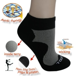 複製-(92202) Yoga Pilates Karate Antibacterial Socks Non Slip Massage Terry Socks